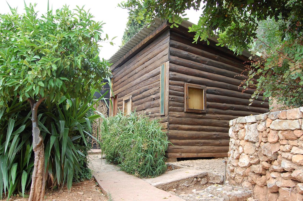 Le Corbusier-Le-cabanon-1952-Flickr-1024x681px Le Corbusier-Le-cabanon-1952-Flickr-1024x681px