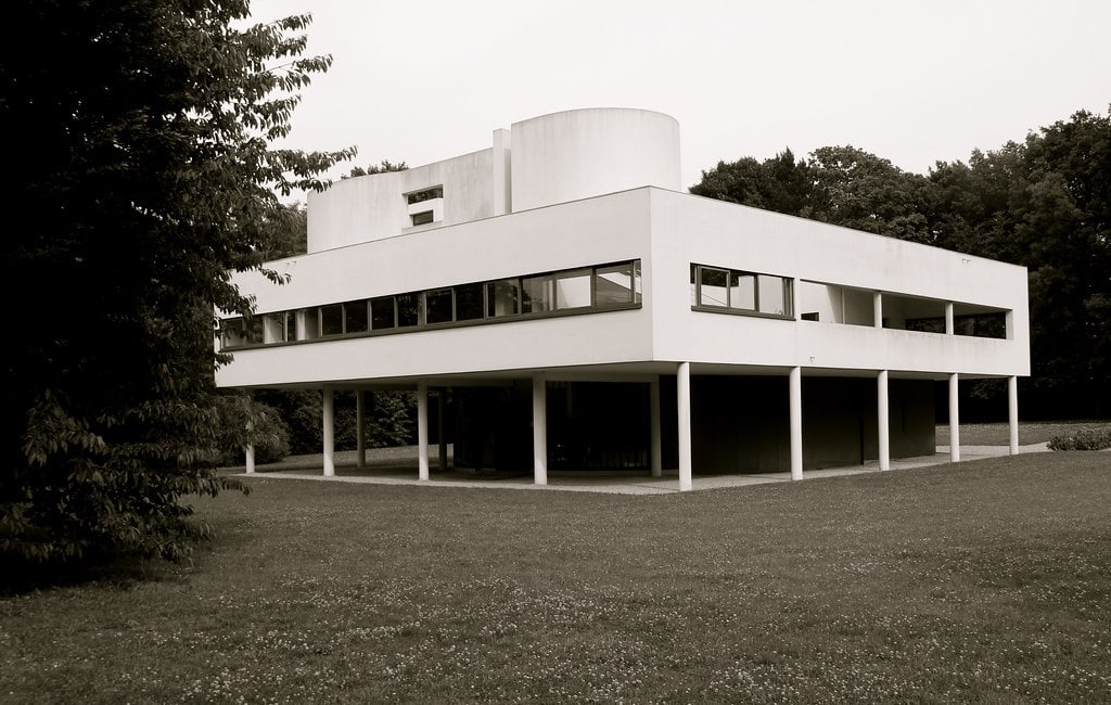 Le Corbusier-Villa-Savoye-Flickr-1024x683px Le Corbusier-Villa-Savoye-Flickr-1024x683px