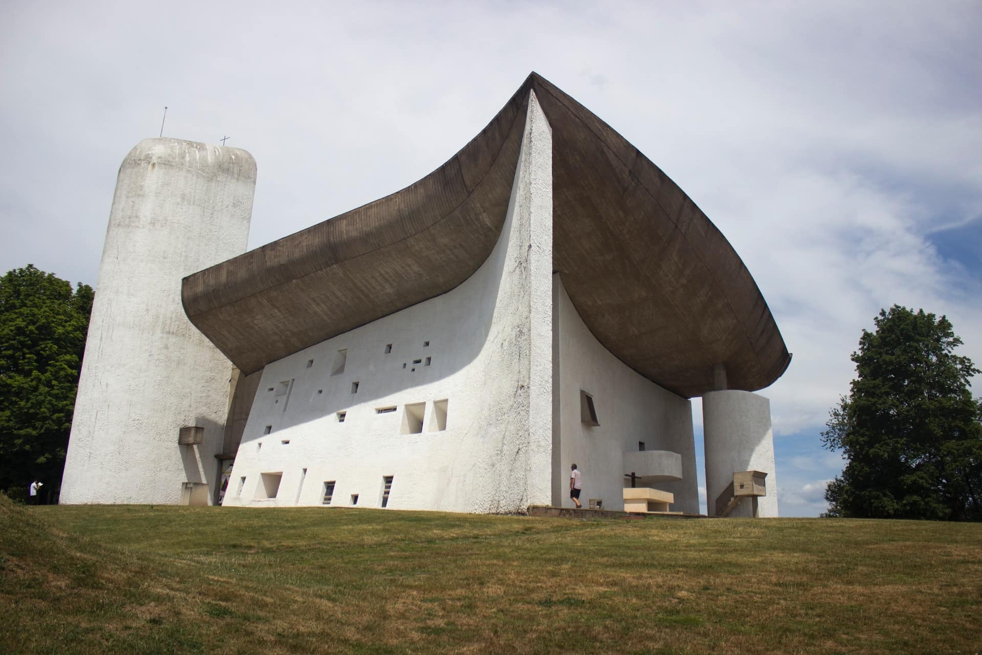 Le Corbusier-chapel-Santa-Marie-du-Haut-Ronchamp-Jana-El-Fahl-1920x1280px Le Corbusier-chapel-Santa-Marie-du-Haut-Ronchamp-Jana-El-Fahl-1920x1280px