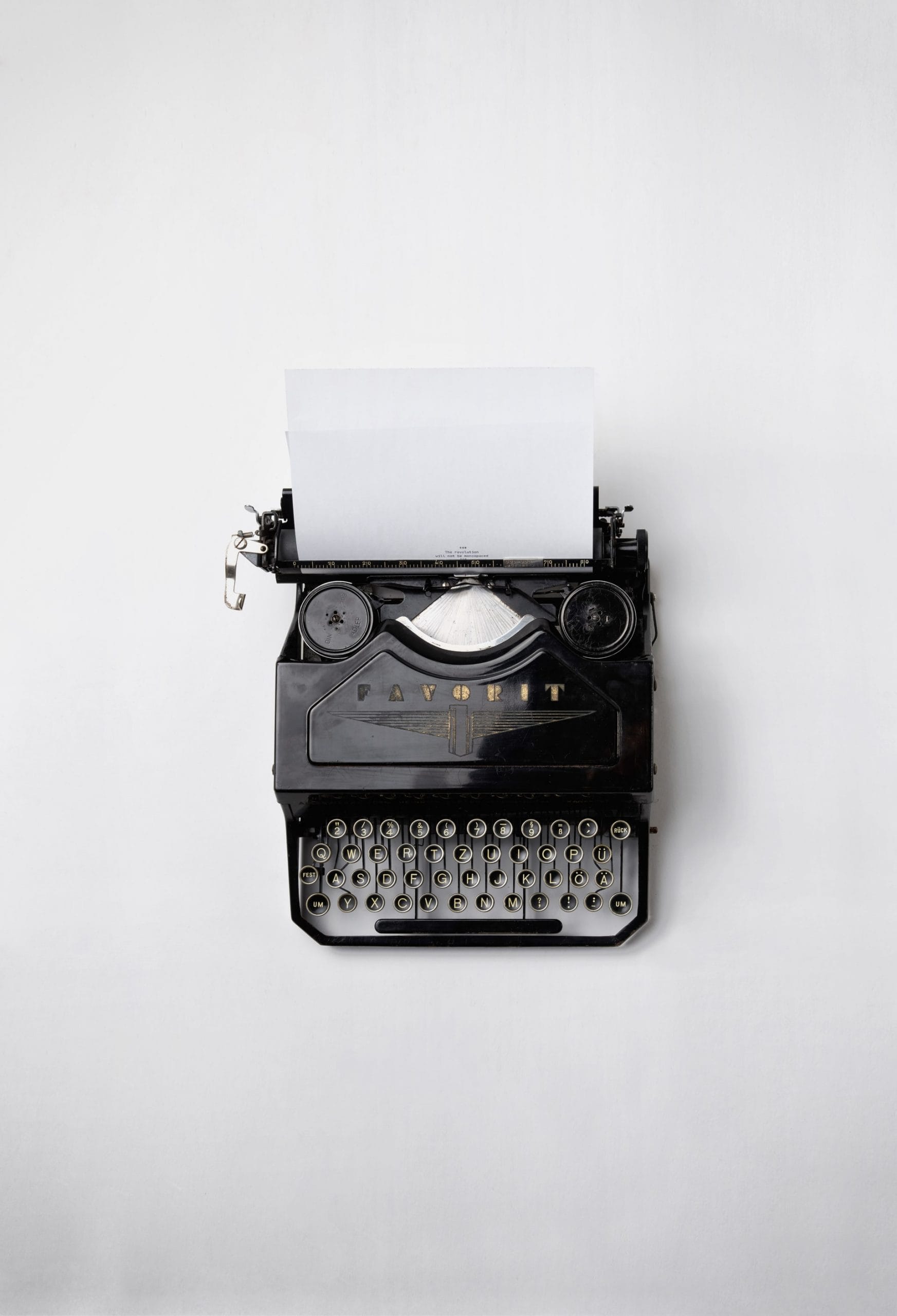 Contents-typewriter-blank-folio-florian-klauer-mk7D-4UCfmg-unsplash-1920x2816px-scaled.jpg