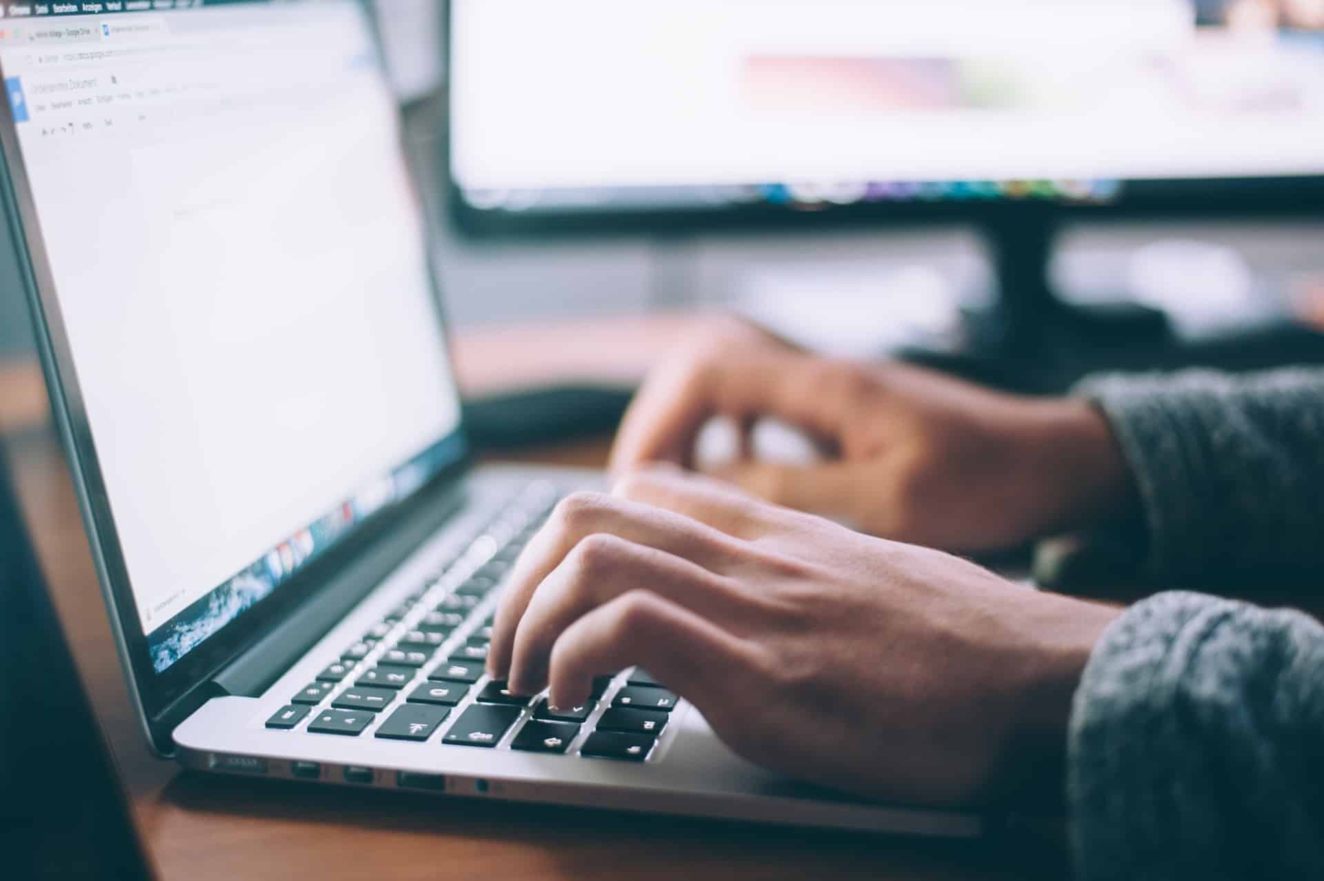 operational-web-laptop-computer-glenn-carstens-peters-npxXWgQ33ZQ-unsplash-1920x1277px (2) technician-operating-with-laptop-computer