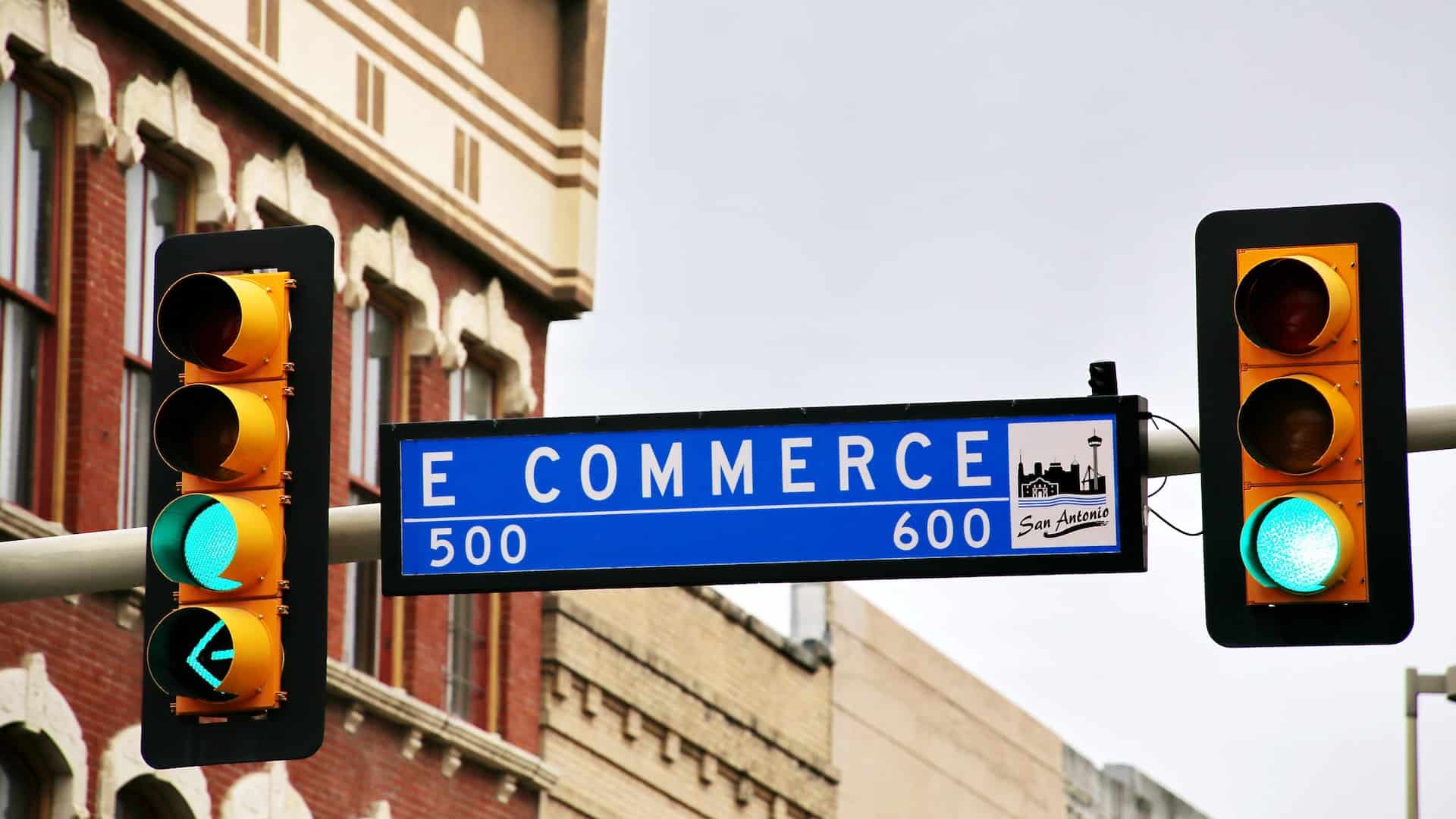 process-of-purchase-ecommerce-mark-konig-Tl8mDaue_II-unsplash-1920x1080 px (2) e-commerce-purchase-process