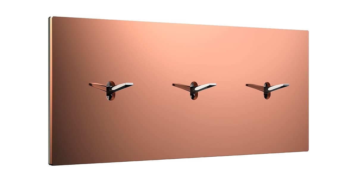Font 5.1 electric mechanism. Triple switch finished in shiny copper brass. 