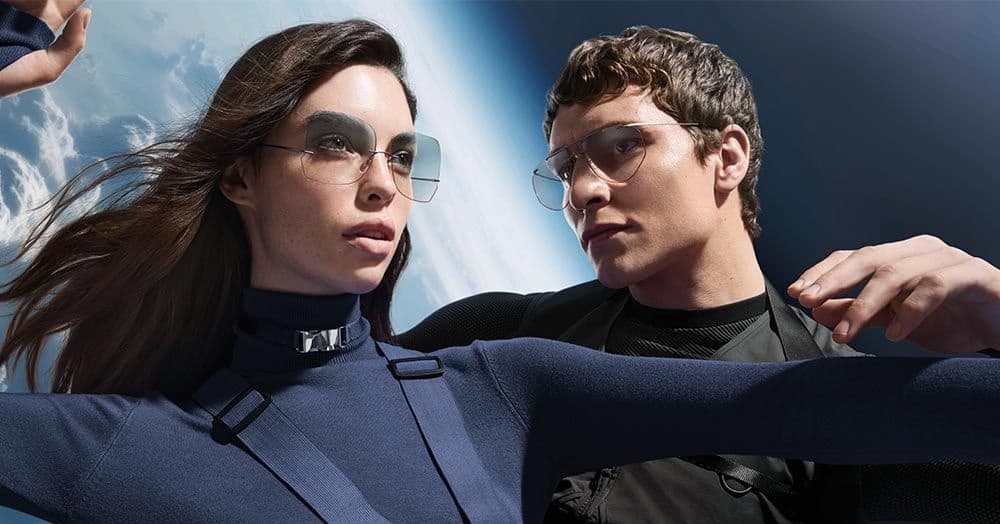 silhouette-titan-minimal-art-highlight-1000x524px.jpg Silhouette Titan Minimal Art Highlight. Image of a boy and a girl with 2 models of Silouette glasses in space.